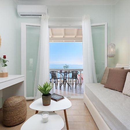 Marina Beachfront Apartment By Konnect, Ипсос Экстерьер фото