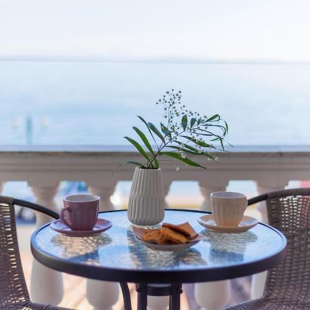 Marina Beachfront Apartment By Konnect, Ипсос Экстерьер фото