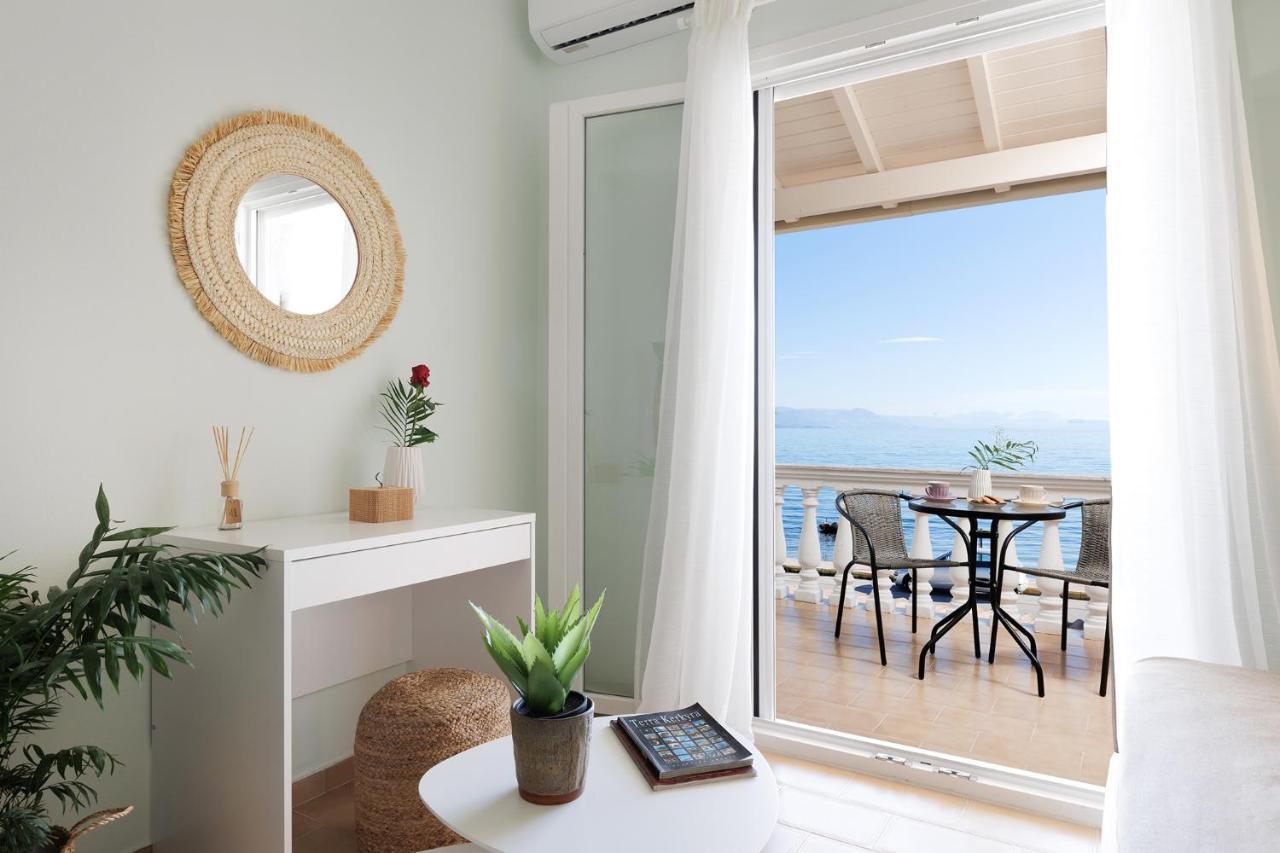 Marina Beachfront Apartment By Konnect, Ипсос Экстерьер фото
